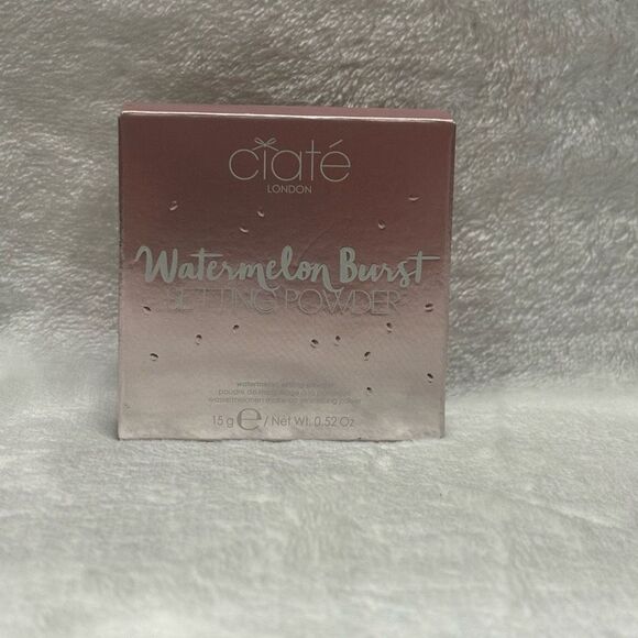 Ciate London watermelon setting powder in translucent - Picture 2 of 3